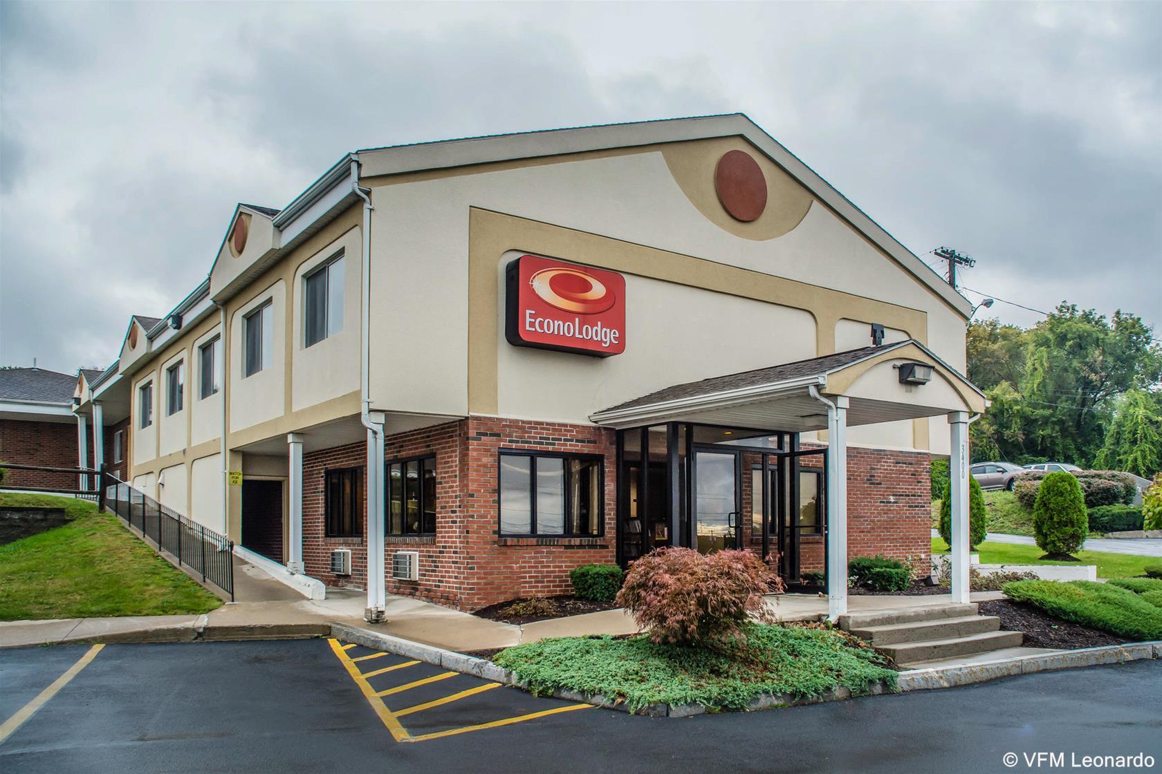 Econo Lodge Dewitt I-90 Exteriér fotografie